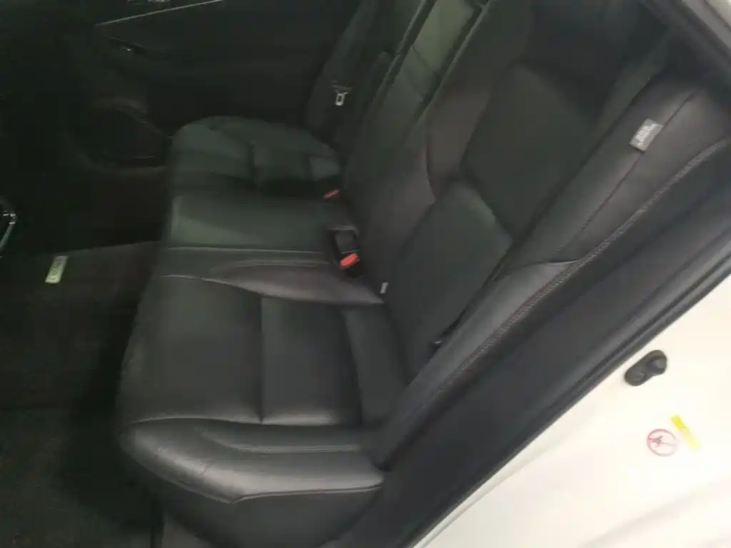 Toyota Crown 2018 — фото 17