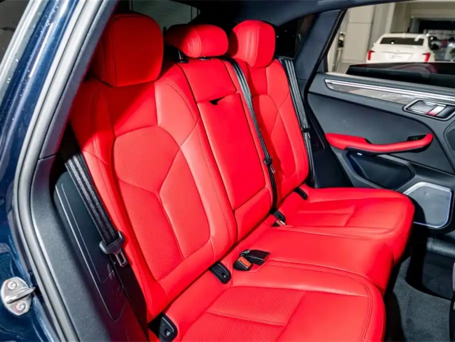Porsche Macan 2022 — фото 23