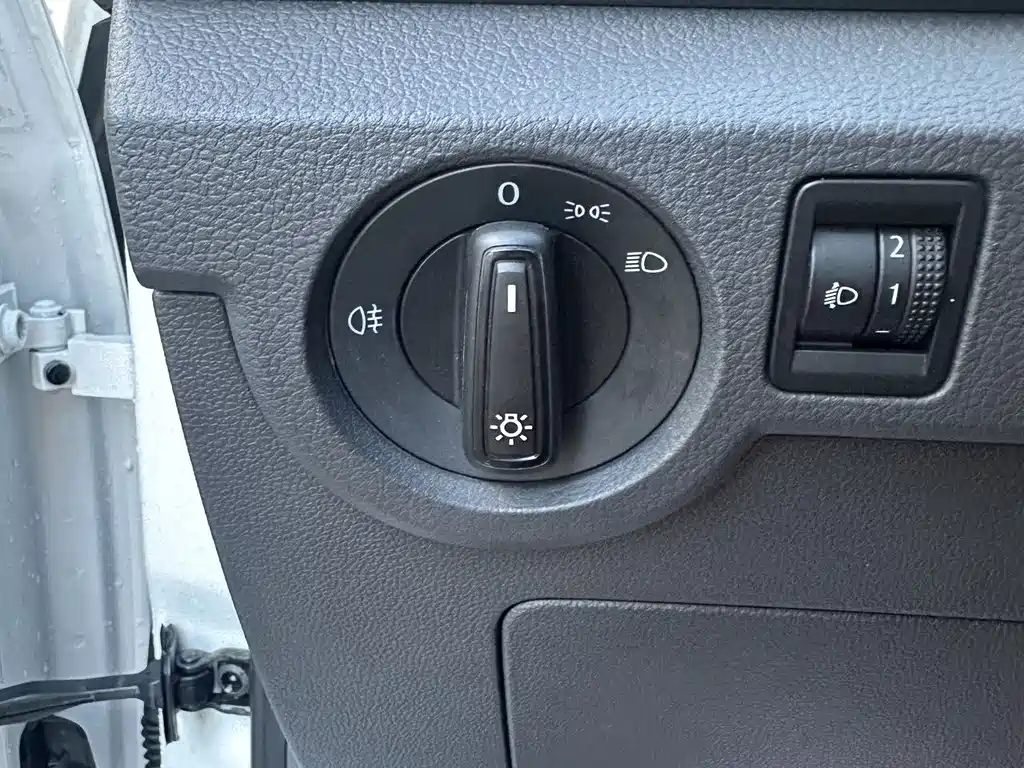 Volkswagen T-Cross 2020 — фото 10