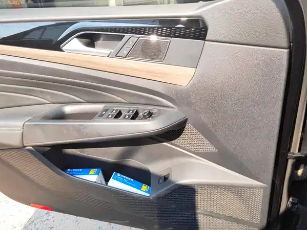 Volkswagen Passat 2021