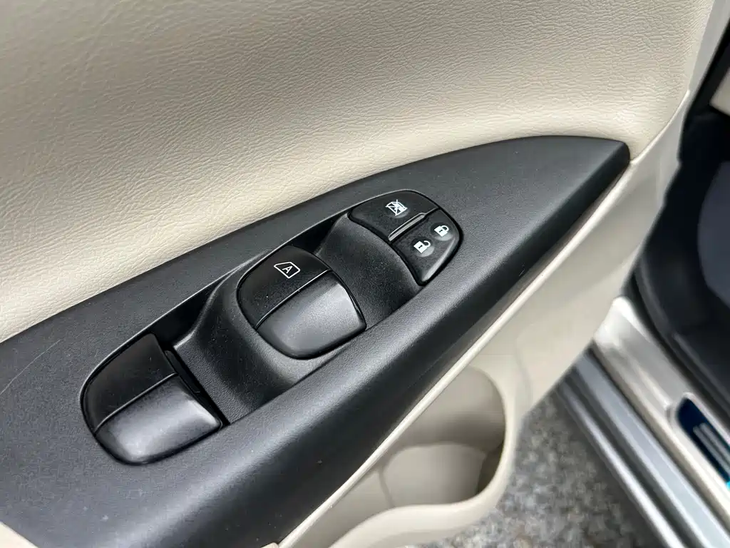 Nissan Sylphy 2019 — фото 10