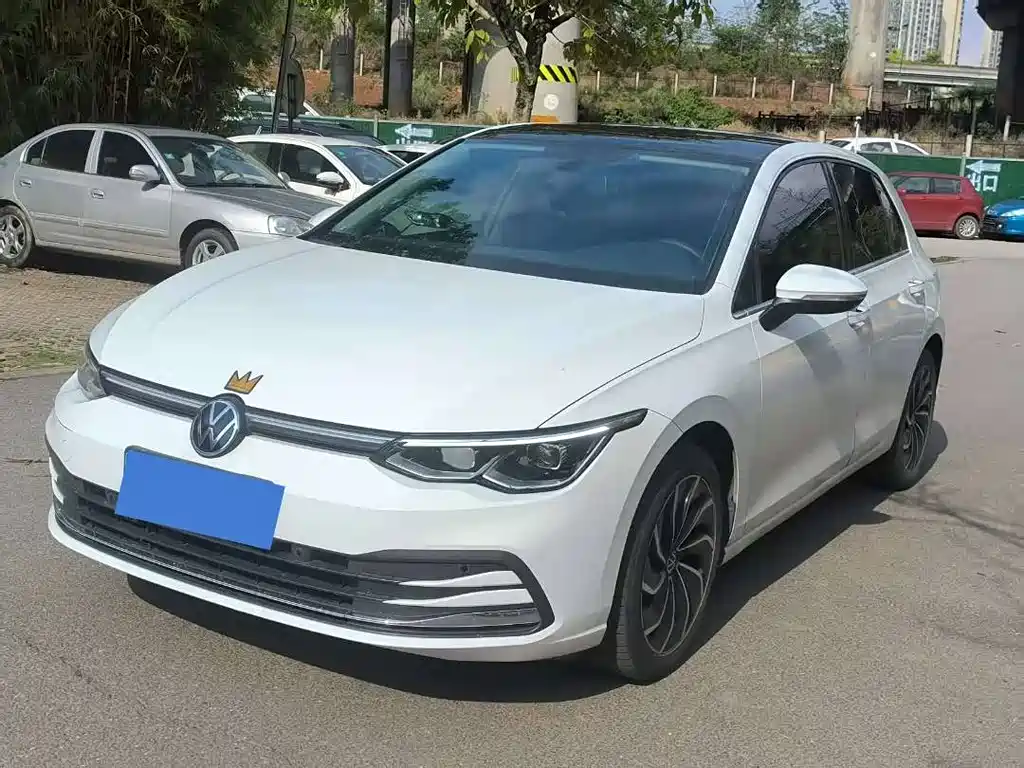 Volkswagen Golf 2022