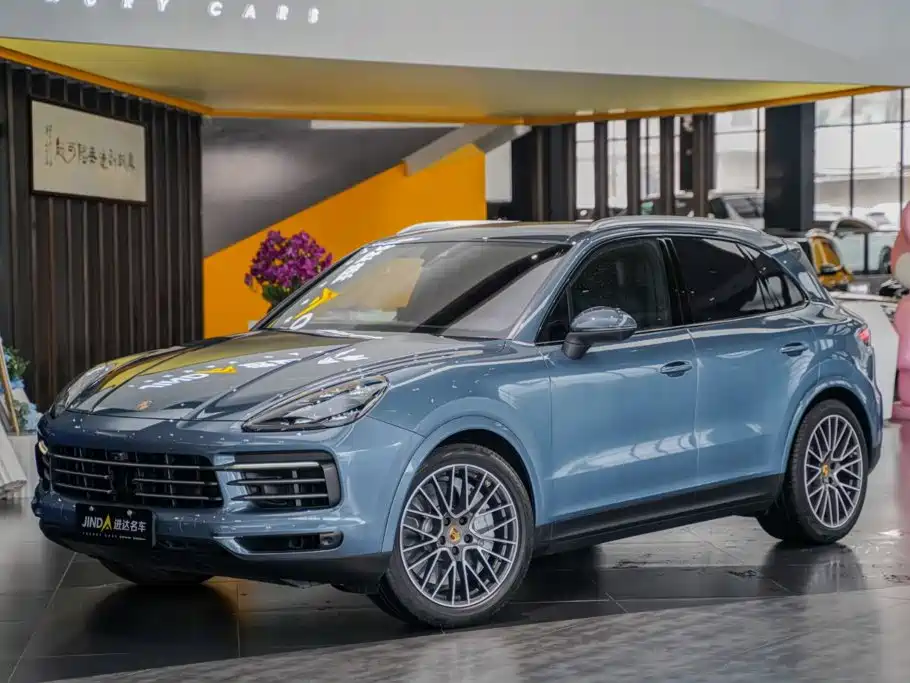 Porsche Cayenne 2018 — фото 1