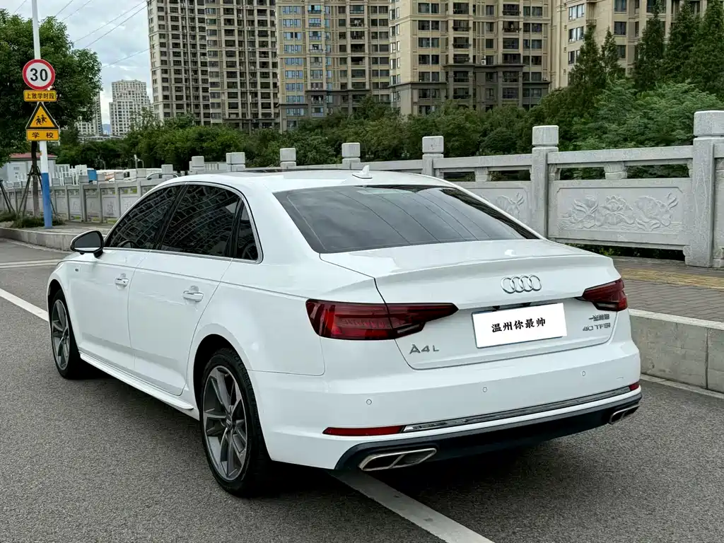Audi A4L 2019 — фото 9