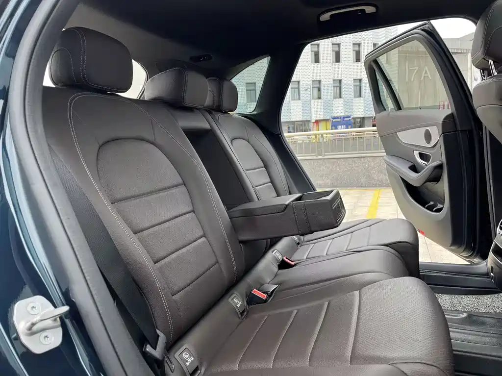 Mercedes-Benz GLC 2020 — фото 23