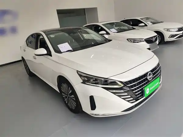 Nissan Teana 2022
