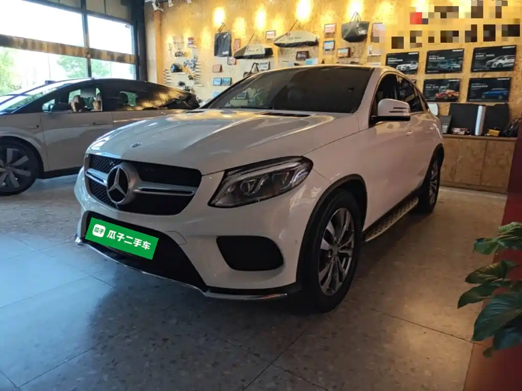 Mercedes-Benz GLE 2015