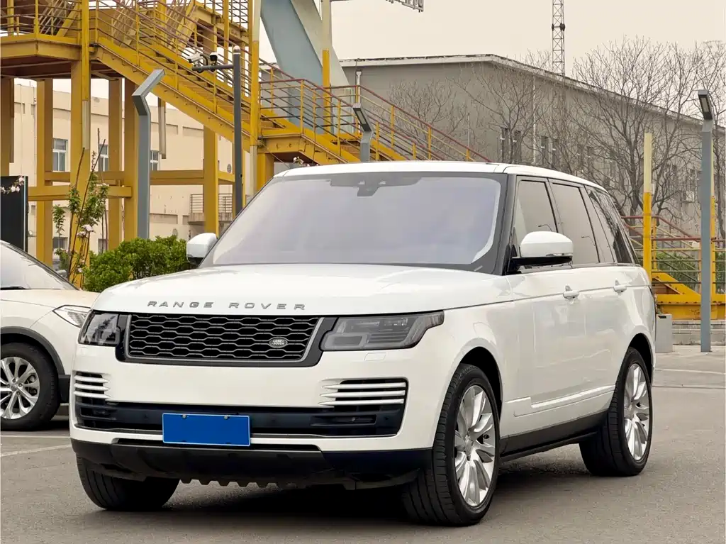 Land Rover Range Rover 2019 — фото 1