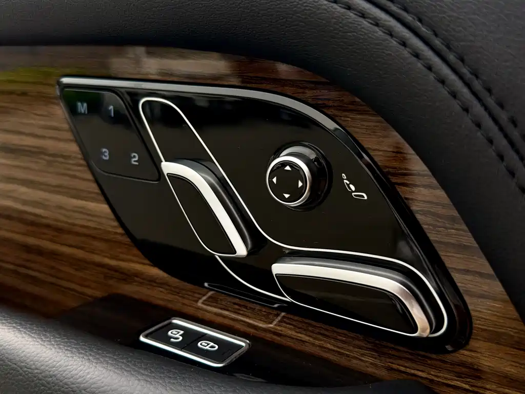 Land Rover Range Rover 2019 — фото 15