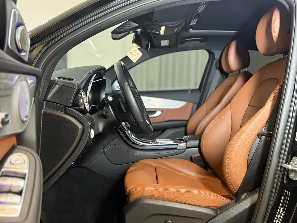 Mercedes-Benz GLC Coupe 2020 — фото 13