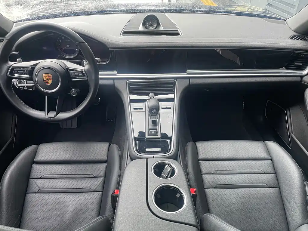 Porsche Panamera 2021 — фото 11