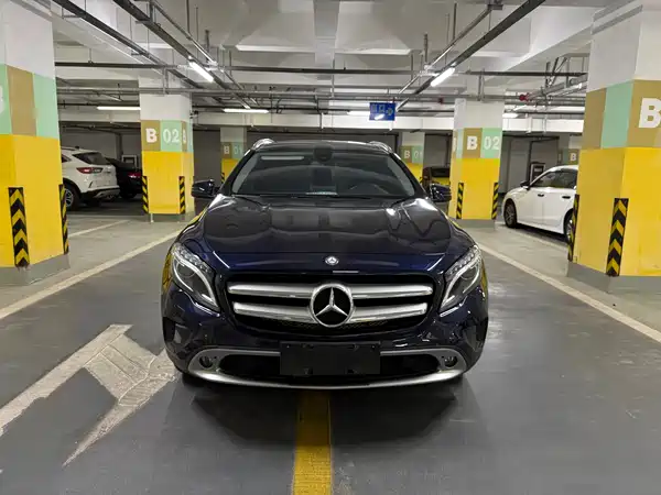 Mercedes-Benz GLA 2016