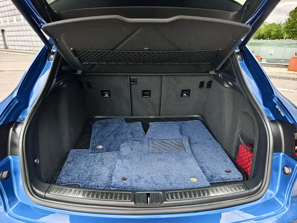 Porsche Macan 2016 — фото 13