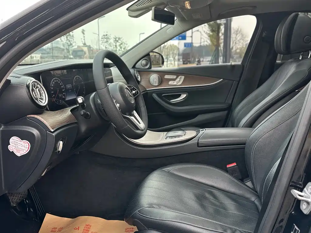Mercedes-Benz E-Class 2019