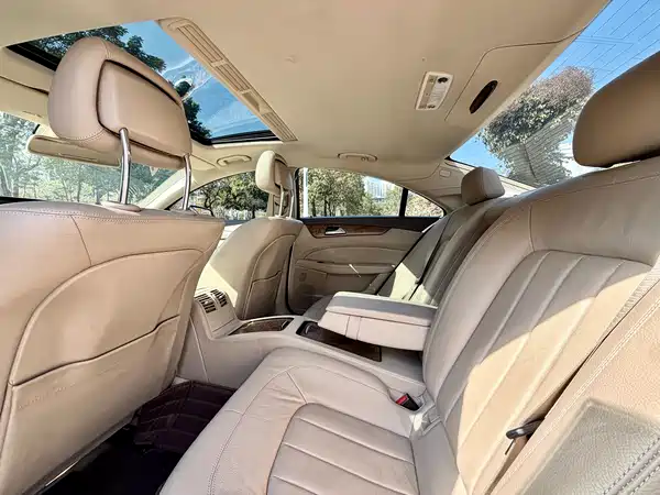 Mercedes-Benz CLS 2012