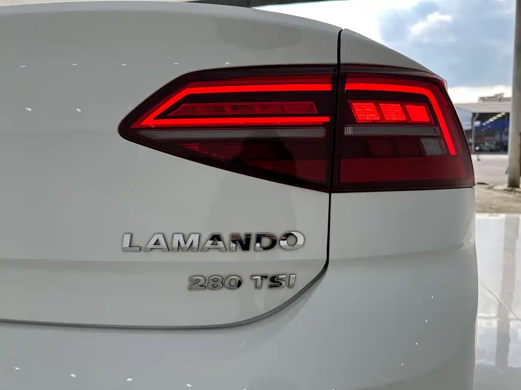 Volkswagen Lamando 2019 — фото 19