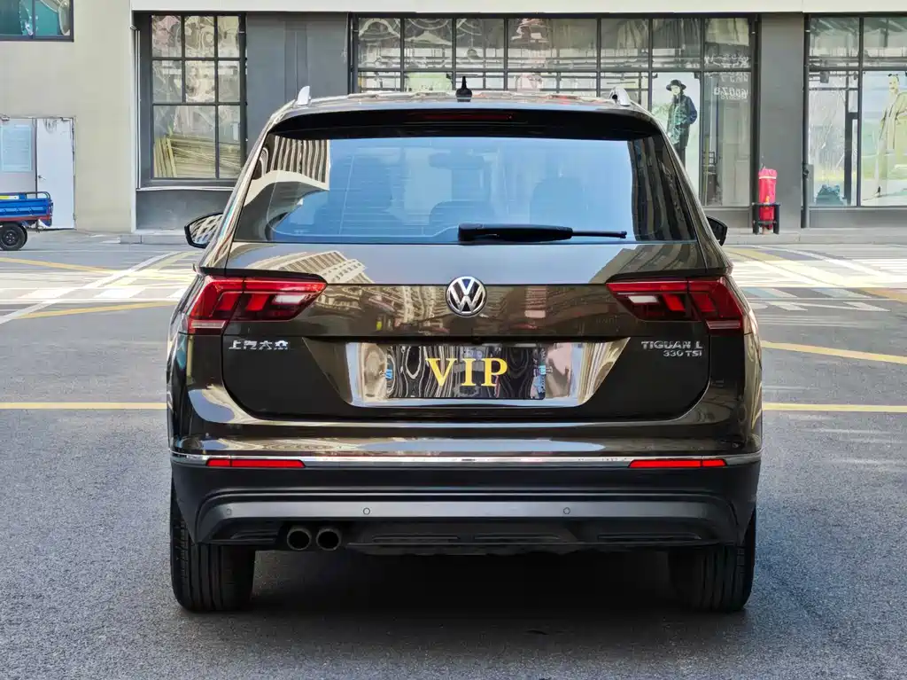 Volkswagen Tiguan L 2018 — фото 8