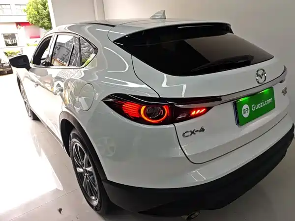 Mazda CX-4 2021