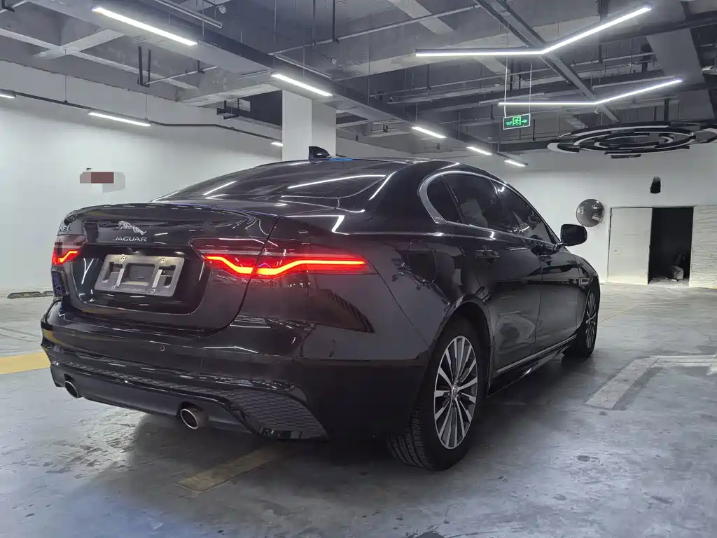 Jaguar XEL 2023 — фото 19