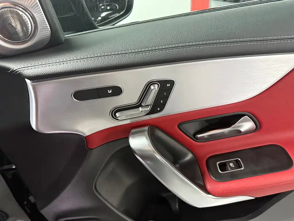 Mercedes-Benz A-Class AMG 2020 — фото 5