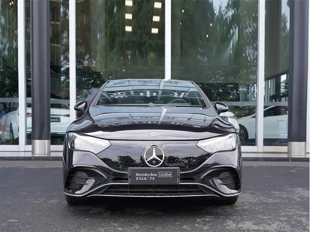 Mercedes-Benz EQE 2025 — фото 2