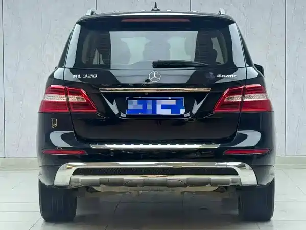 Mercedes-Benz M-Class 2014