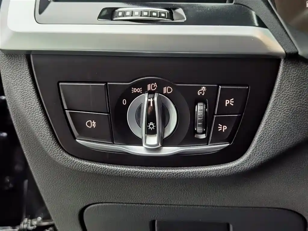 BMW X3 2020 — фото 21