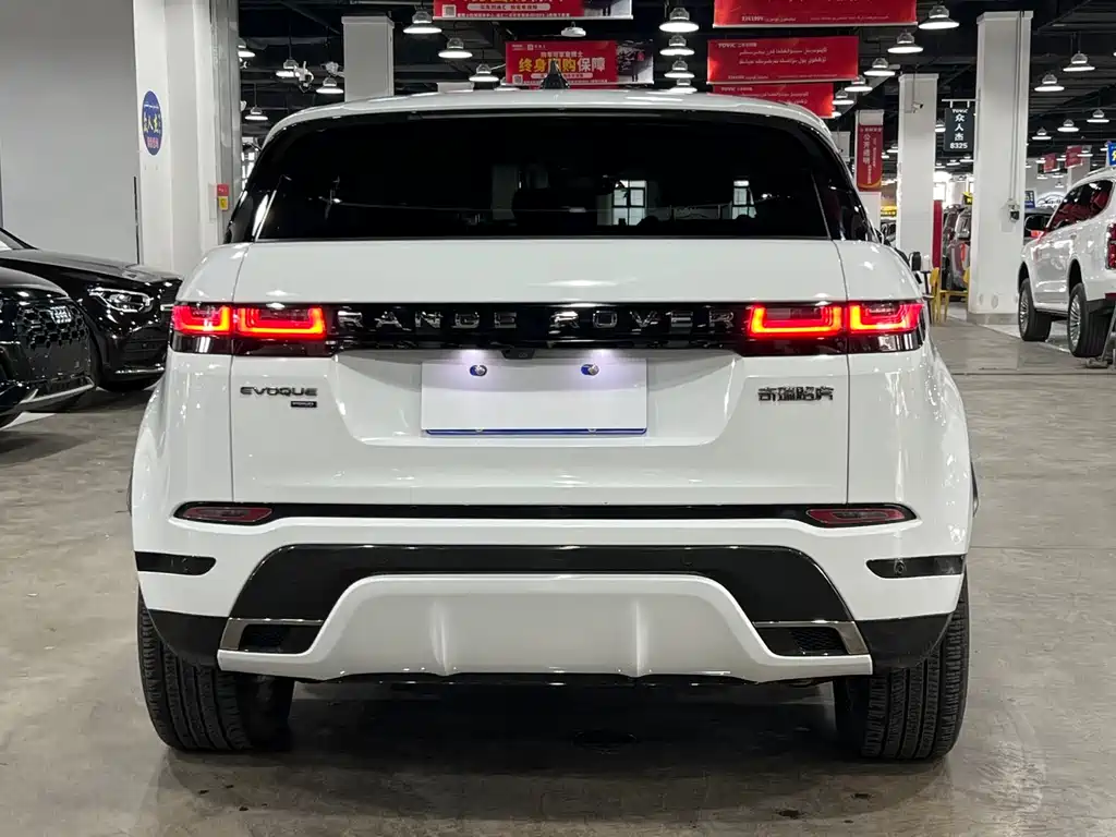 Land Rover Evoque 2022 — фото 4
