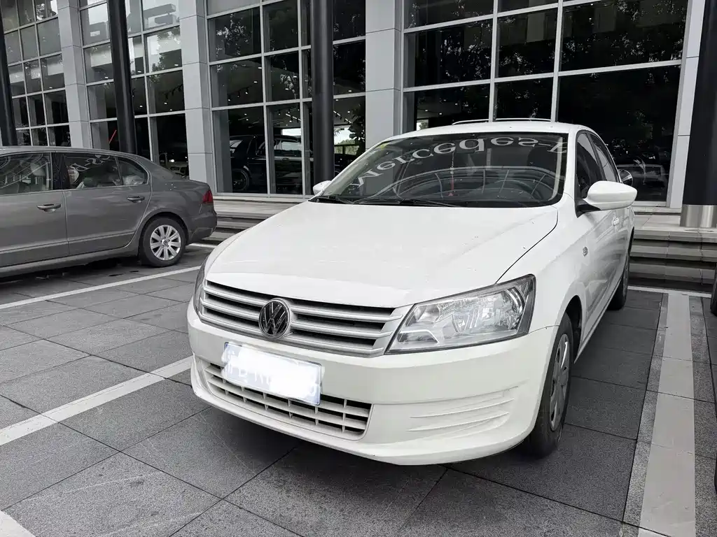 Volkswagen Santana 2013