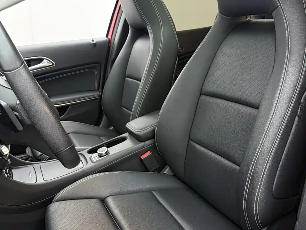Mercedes-Benz GLA 2017 — фото 16