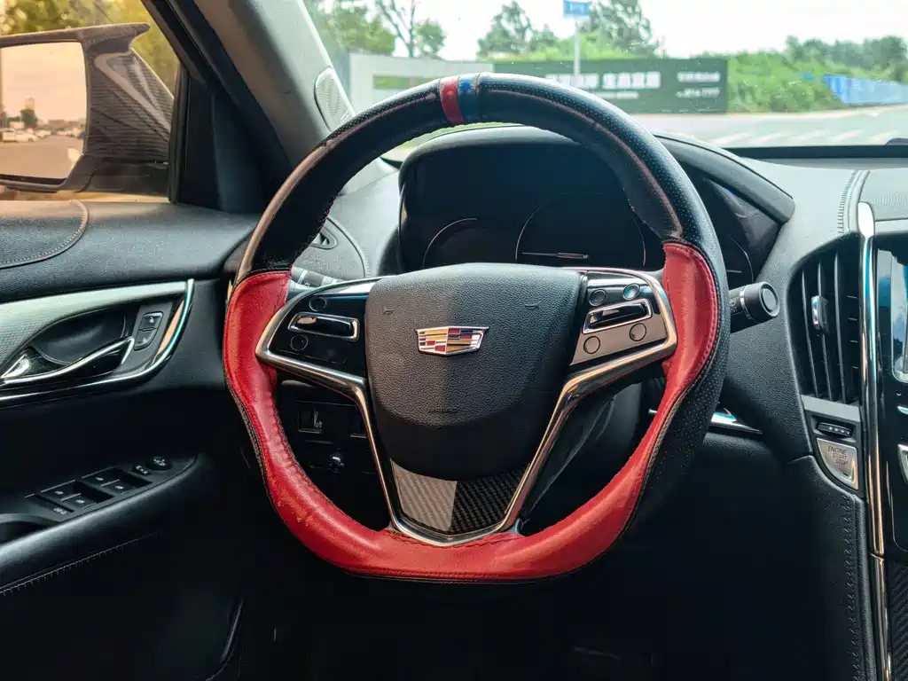 Cadillac ATS-L 2018 — фото 22