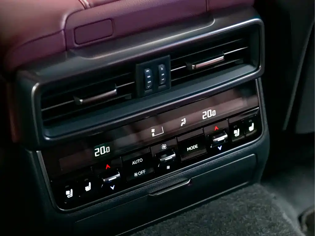 Lexus LX 2026 — фото 16