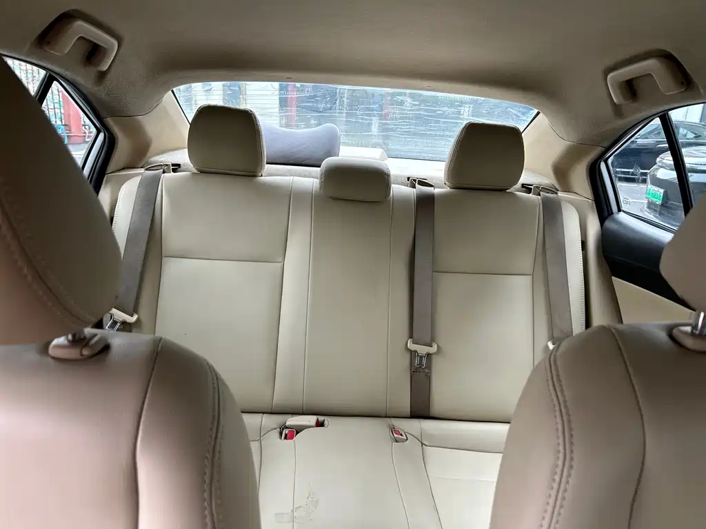 Toyota Vios 2015 — фото 32