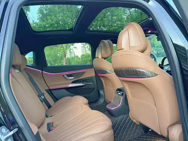 Mercedes-Benz E-Class 2025
