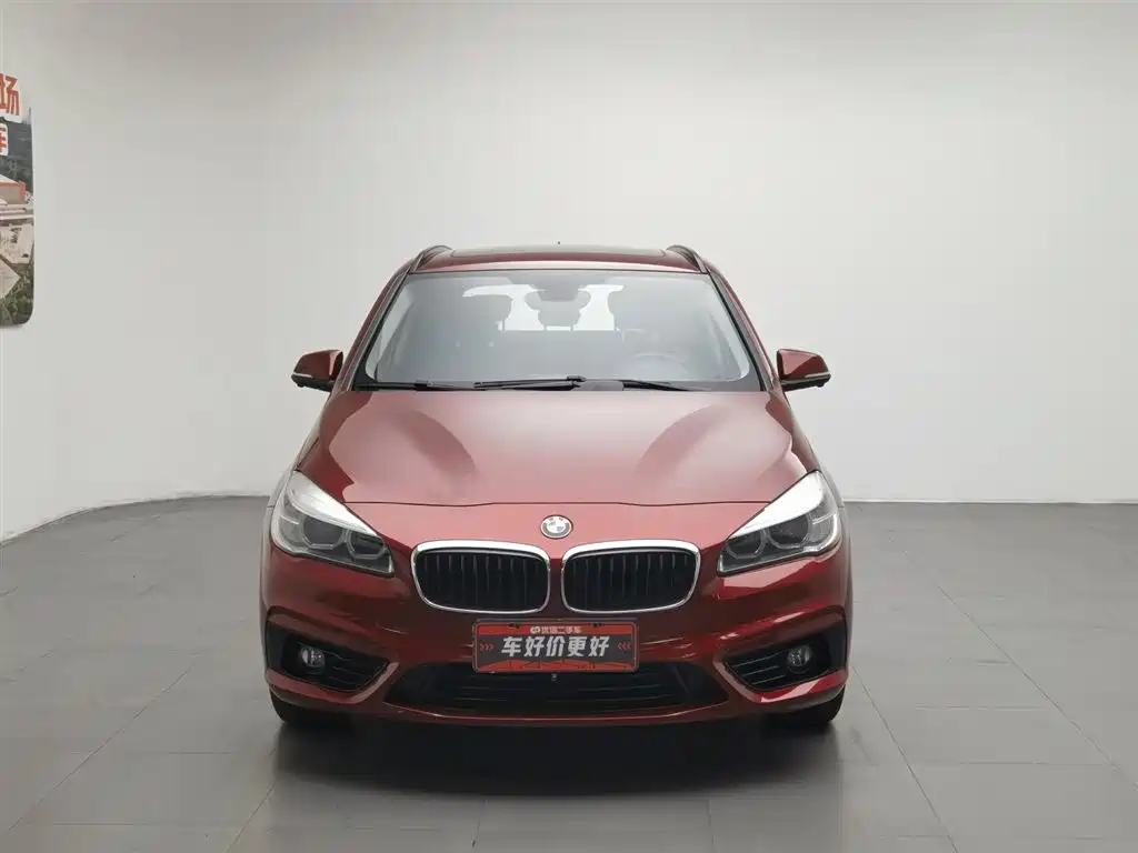 BMW 2 Series Active Tourer 2016 — фото 3
