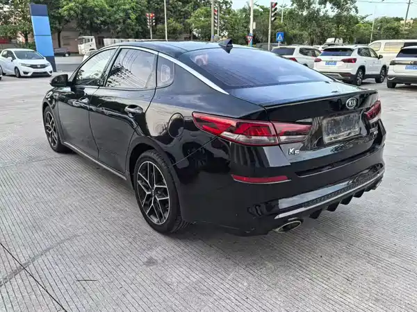 Kia K5 2019