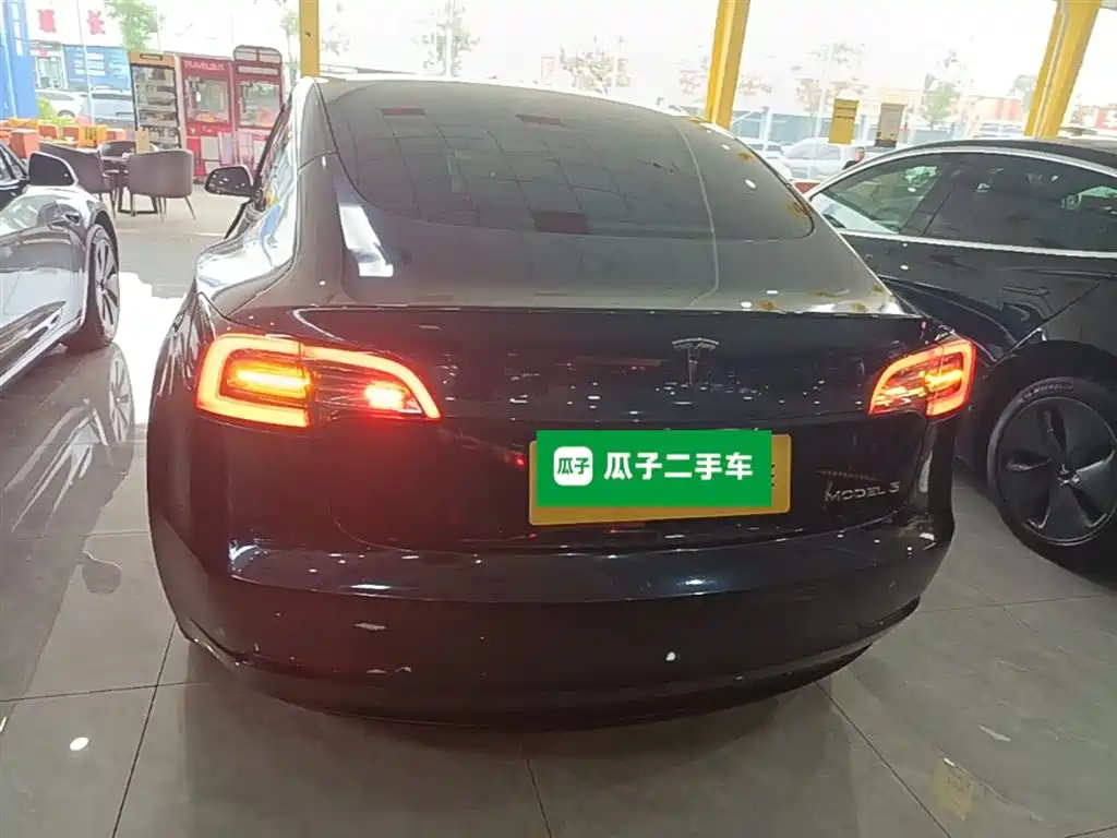 Tesla Model 3 2023 — фото 6