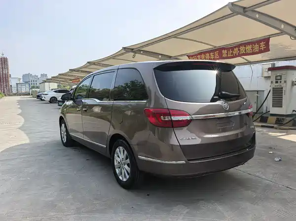 Buick GL8 2018