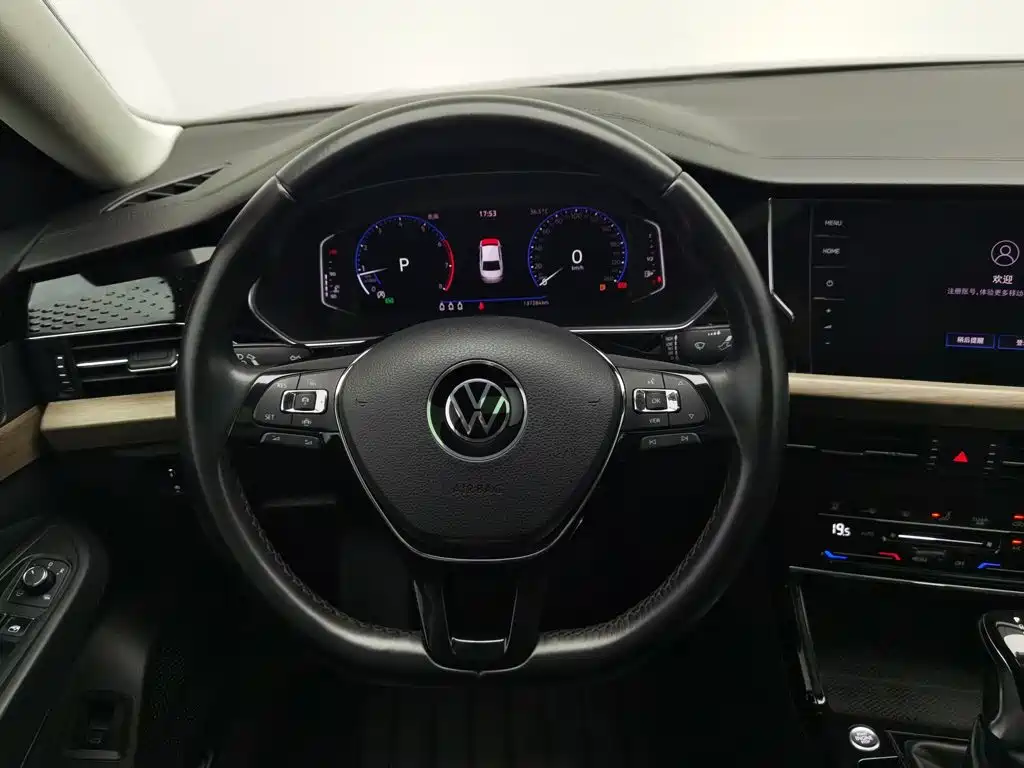 Volkswagen Passat 2021 — фото 11