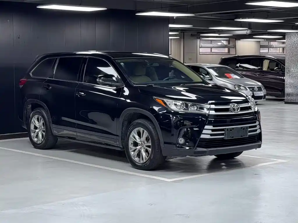 Toyota Highlander 2019 — фото 3