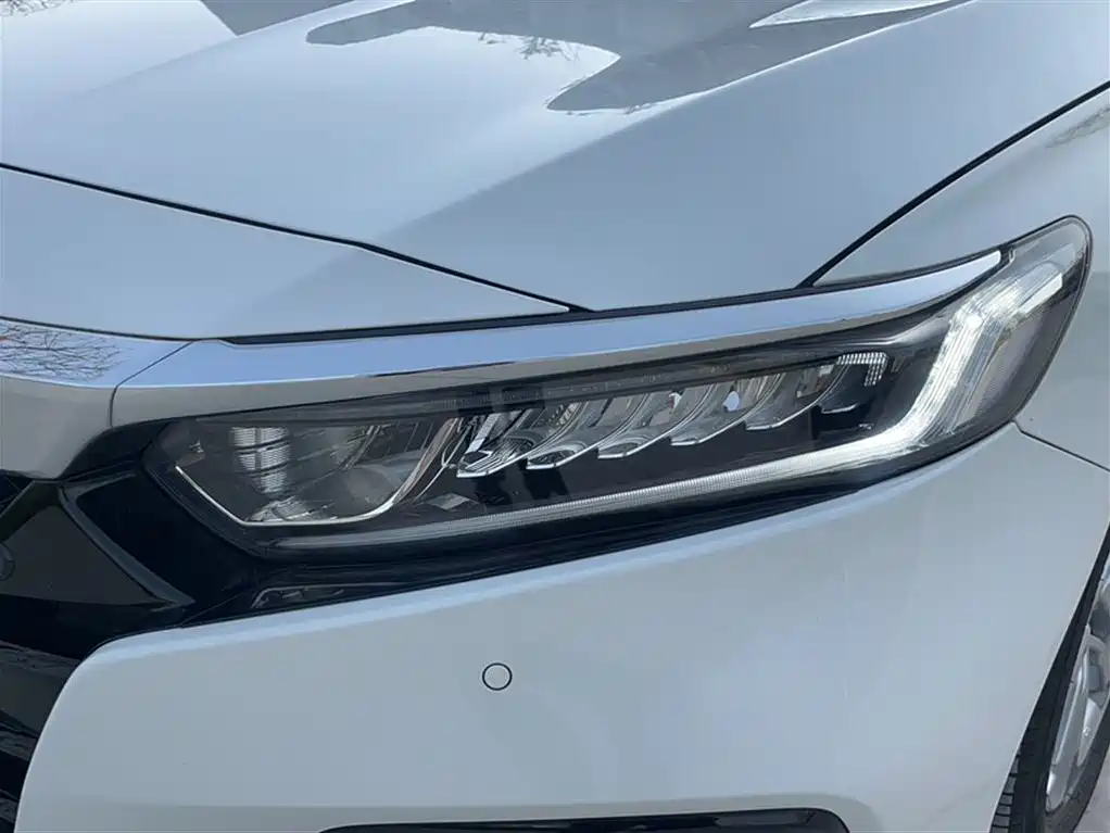 Honda Accord 2020 — фото 14