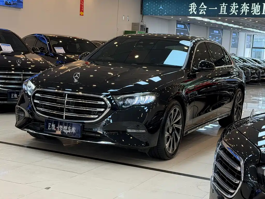 Mercedes-Benz E-Class 2024