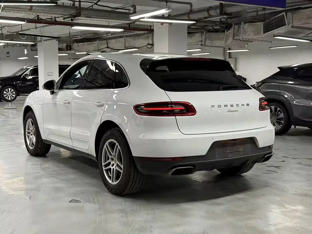 Porsche Macan 2017 — фото 7