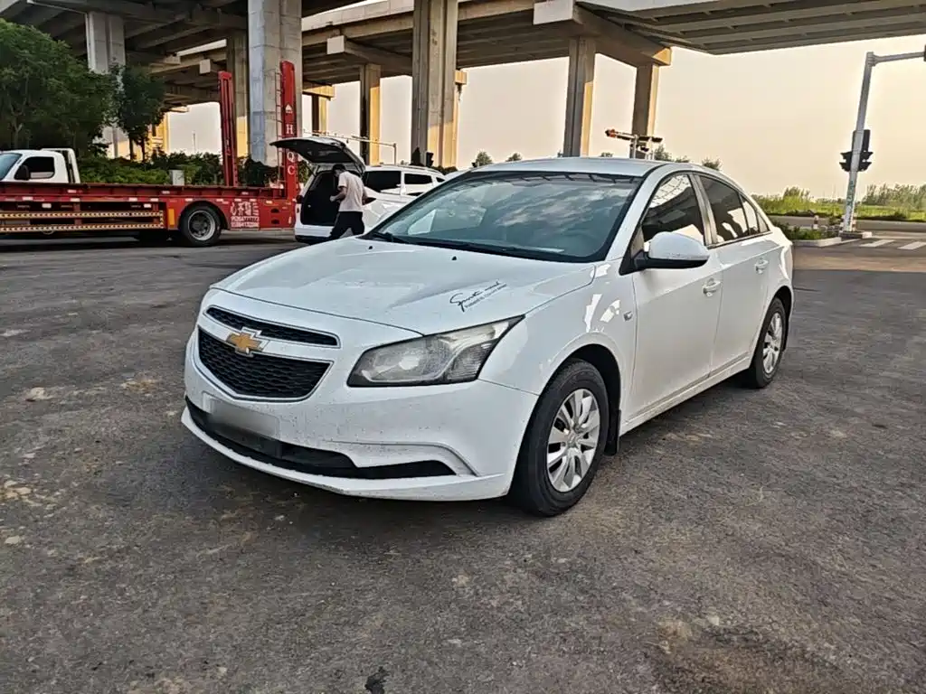 Chevrolet Cruze 2015 — фото 1