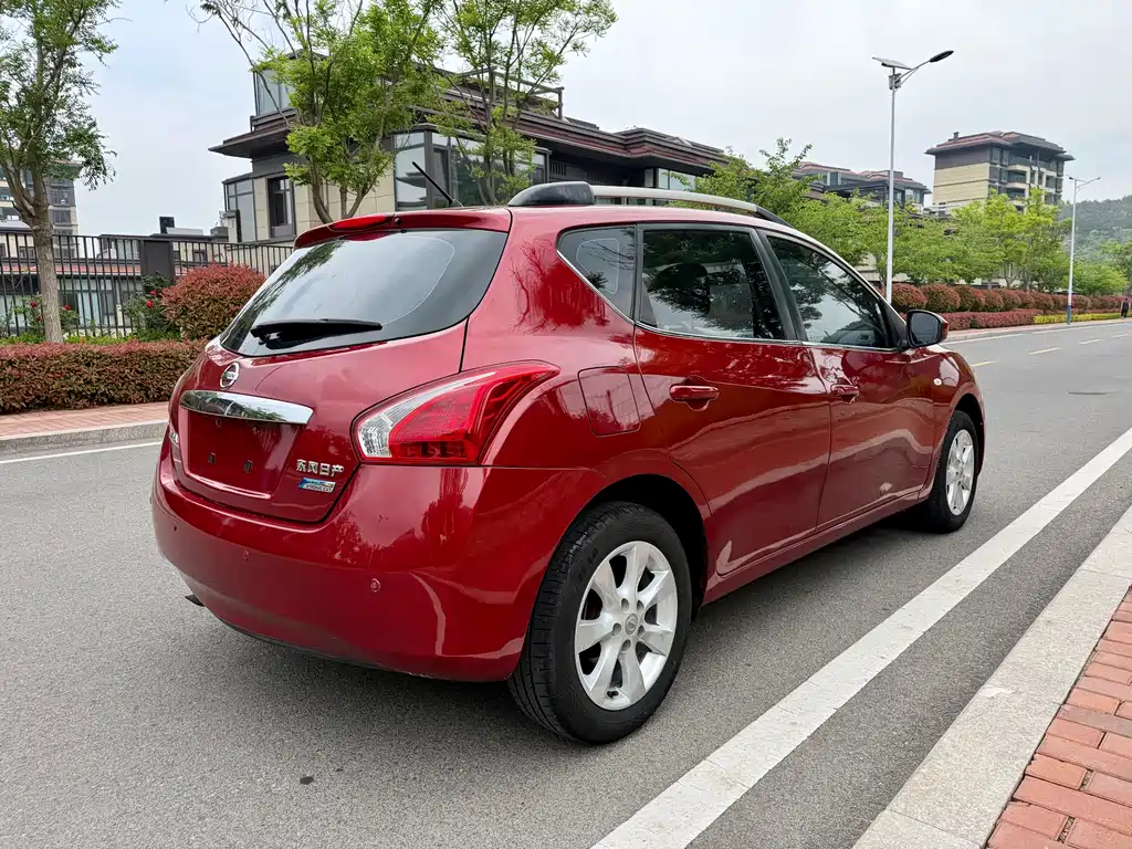 Nissan Tiida 2015 — фото 4