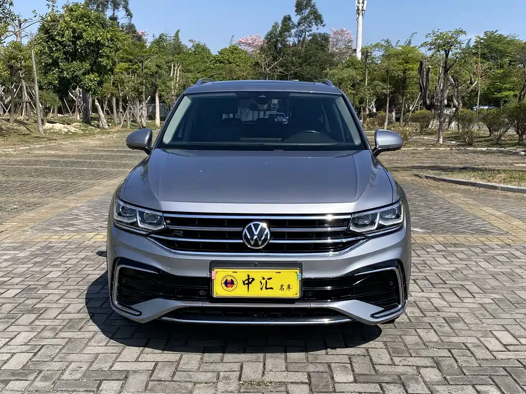 Volkswagen Tiguan L 2021 — фото 2