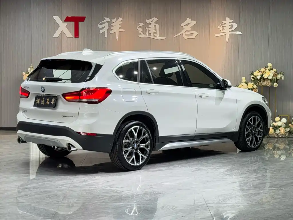 BMW X1 2020 — фото 21