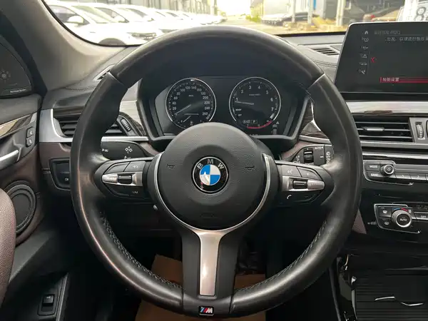 BMW X1 2022