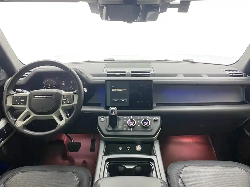 Land Rover Defender 2023 — фото 14