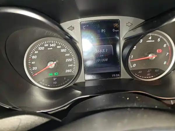 Mercedes-Benz C-Class 2015